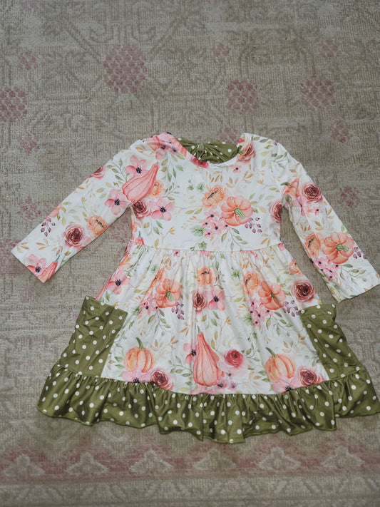 Brooklyn's Fall Floral Pocket Dress