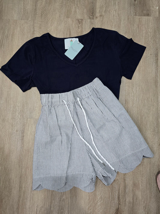 Seersucker Mom+Me - Navy Mom Set