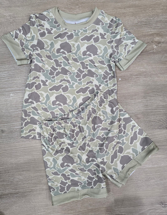 Old School Camo Lounge